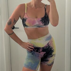 Vitality set sports bra and biker shorts XS